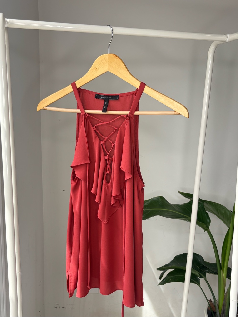 M3 BCBGMaxAzria Lace-Up Ruffle Sheer‎ Tank Top Chiffon Brick Red Small